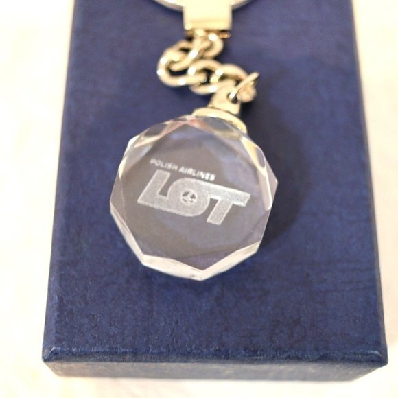 Polish Airlines Airplane Key Chain 4″ Collectible Memorabilia New in Box - Picture 1 of 5